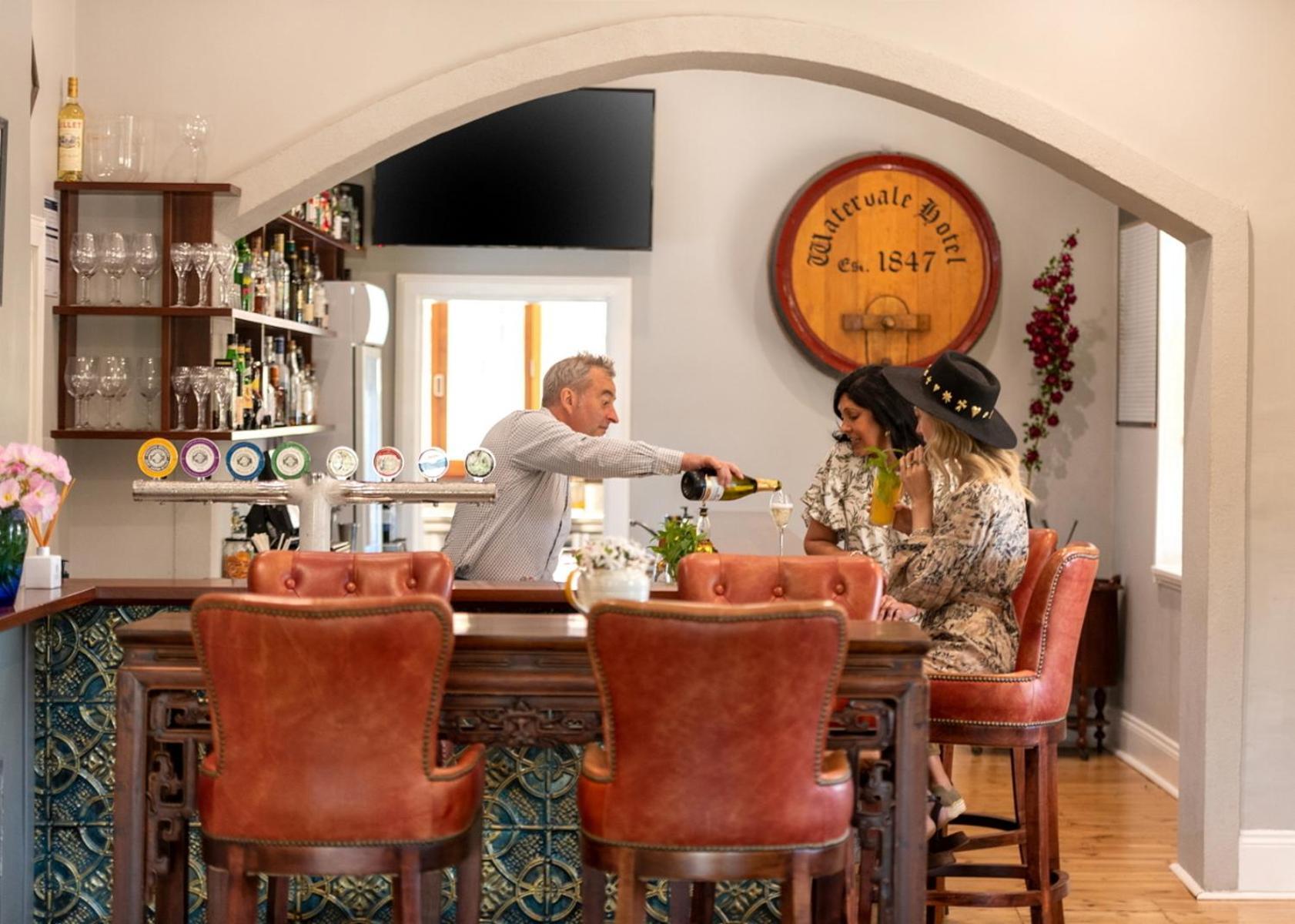 Watervale Hotel Guesthouse 외부 사진