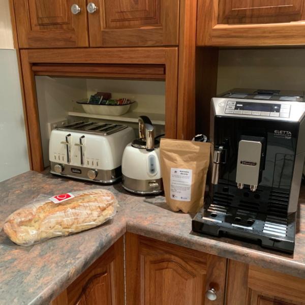 Watervale Hotel Guesthouse 외부 사진